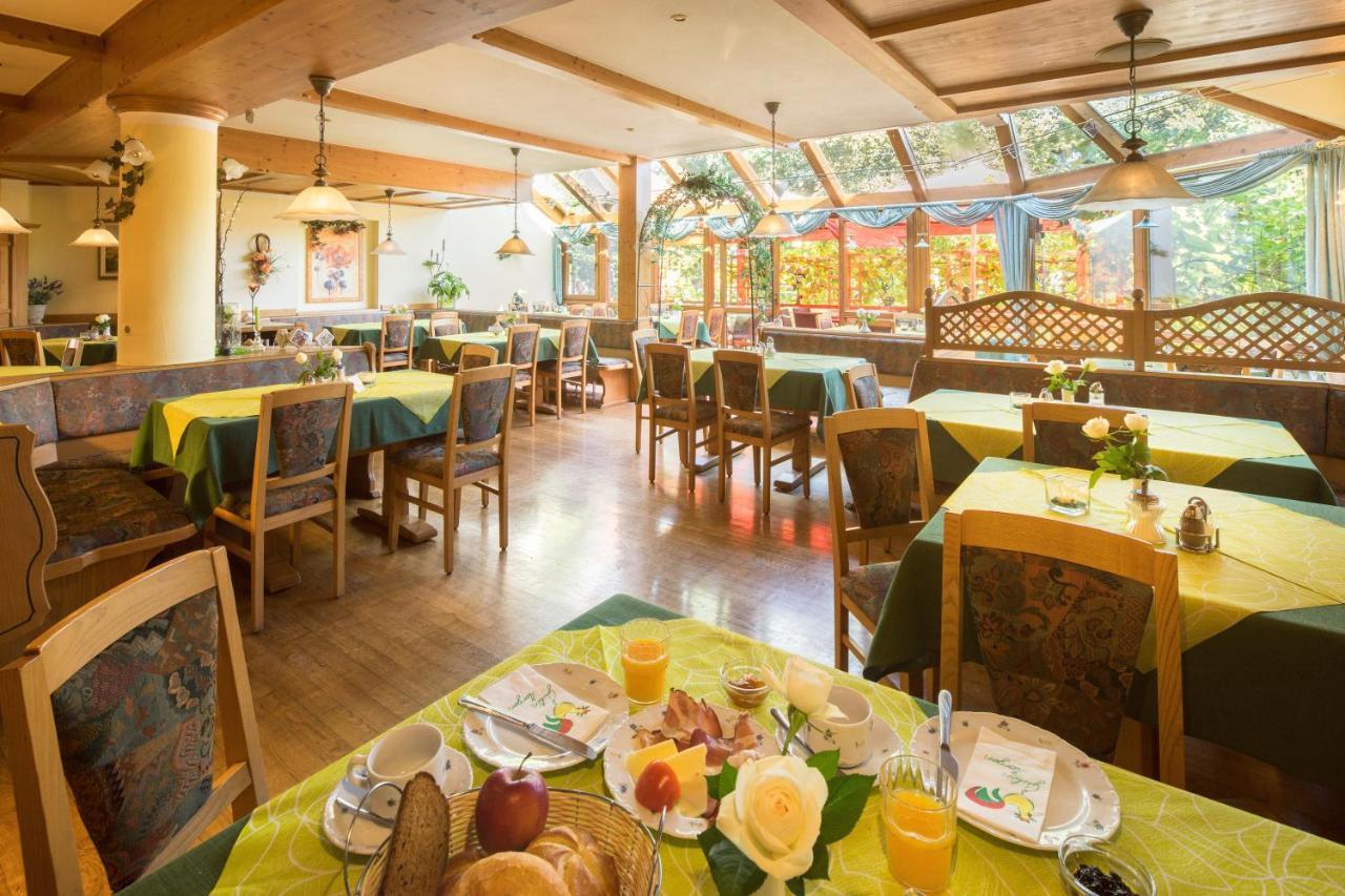 Hotel Landgasthof Zum Schildhauer 할핀크 외부 사진